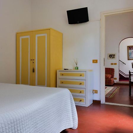 Hotel Club I Pini - Residenza D'Epoca In Versilia Lido di Camaiore Luaran gambar