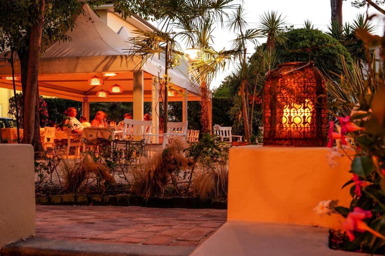 Hotel Club I Pini - Residenza D'Epoca In Versilia Lido di Camaiore Luaran gambar