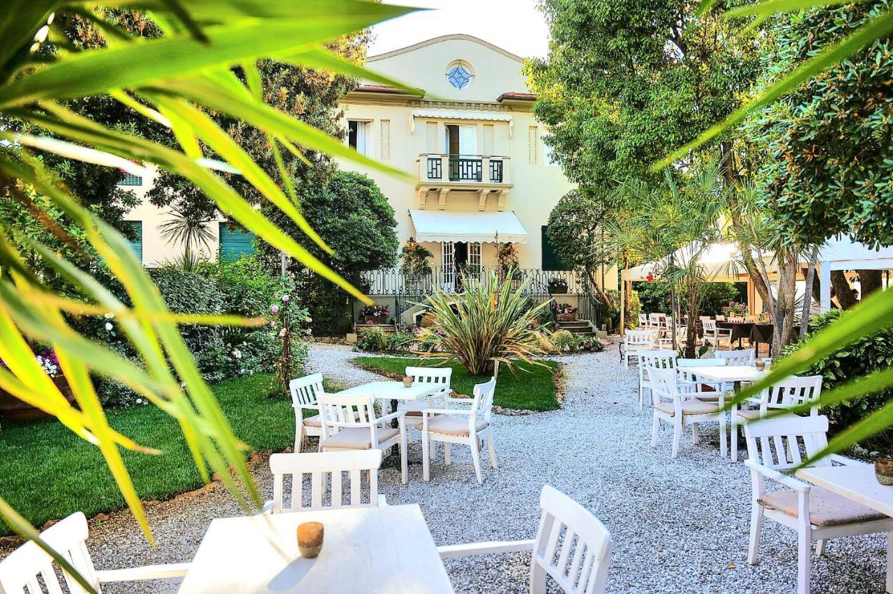Hotel Club I Pini - Residenza D'Epoca In Versilia Lido di Camaiore Luaran gambar